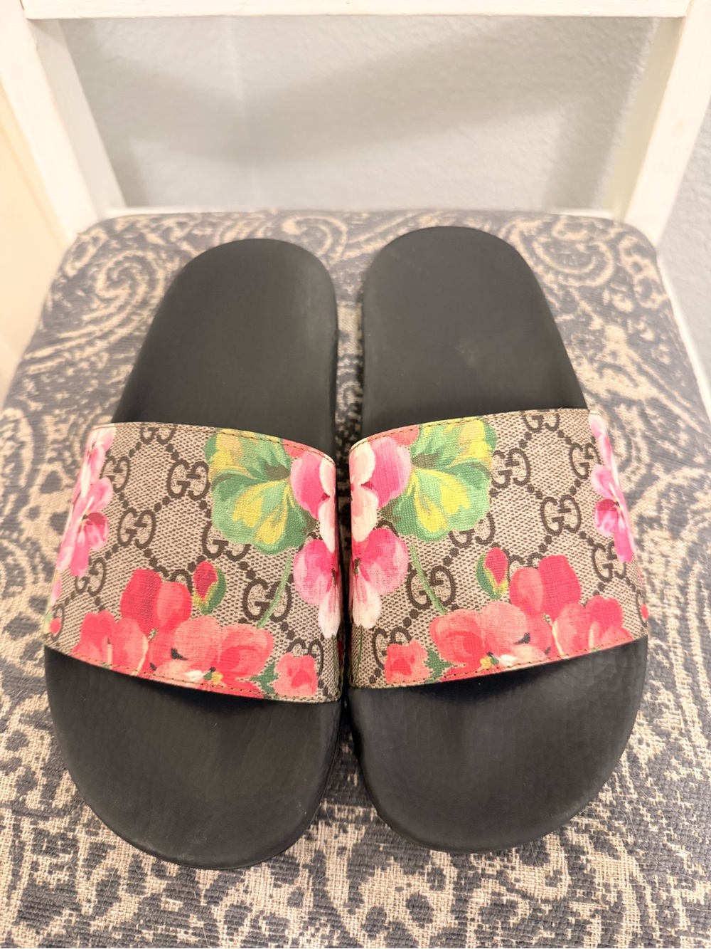 GUCCI Bloom Floral Canvas Black Slide Sandals - size 37 - Picture 3 of 6